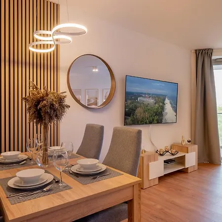 Pine Premium 515 Z Widokiem Na Morze Ze I Basenem Przy Plazy Apartment *