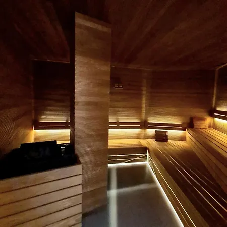 Pinea Sky Premium Z Widokiem Na Morze Ze I Basenem Przy Plazy * פוביירובו