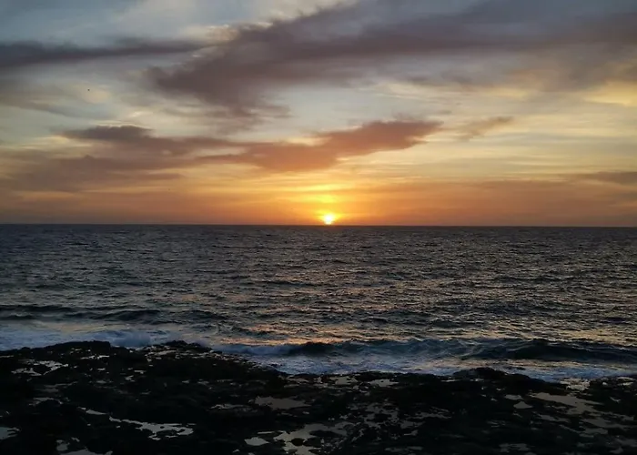 Pinea Sky Premium Z Widokiem Na Morze Ze I Basenem Przy Plaży Apartament *